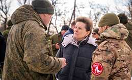 Наталья Комарова встретилась в ДНР и ЛНР с мобилизованными югорчанами