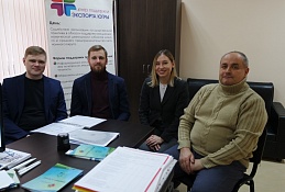 Жители Литвы смогут попробовать югорский мёд